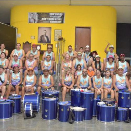 Prepare-se para o carnaval com a SAMBAFAM!